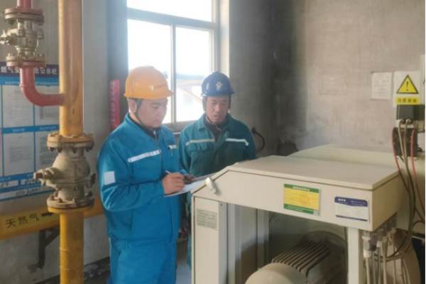 履職盡責(zé)防風(fēng)險(xiǎn)、真抓實(shí)干創(chuàng)效益—記股份公司“先進(jìn)工作者”劉麗賓835