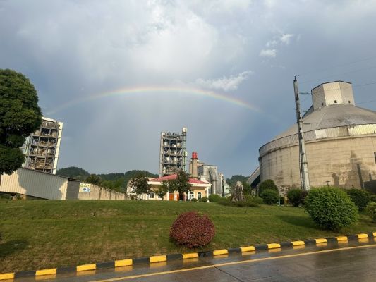 貴陽海螺，一橋飛架，蘇金鳳_副本